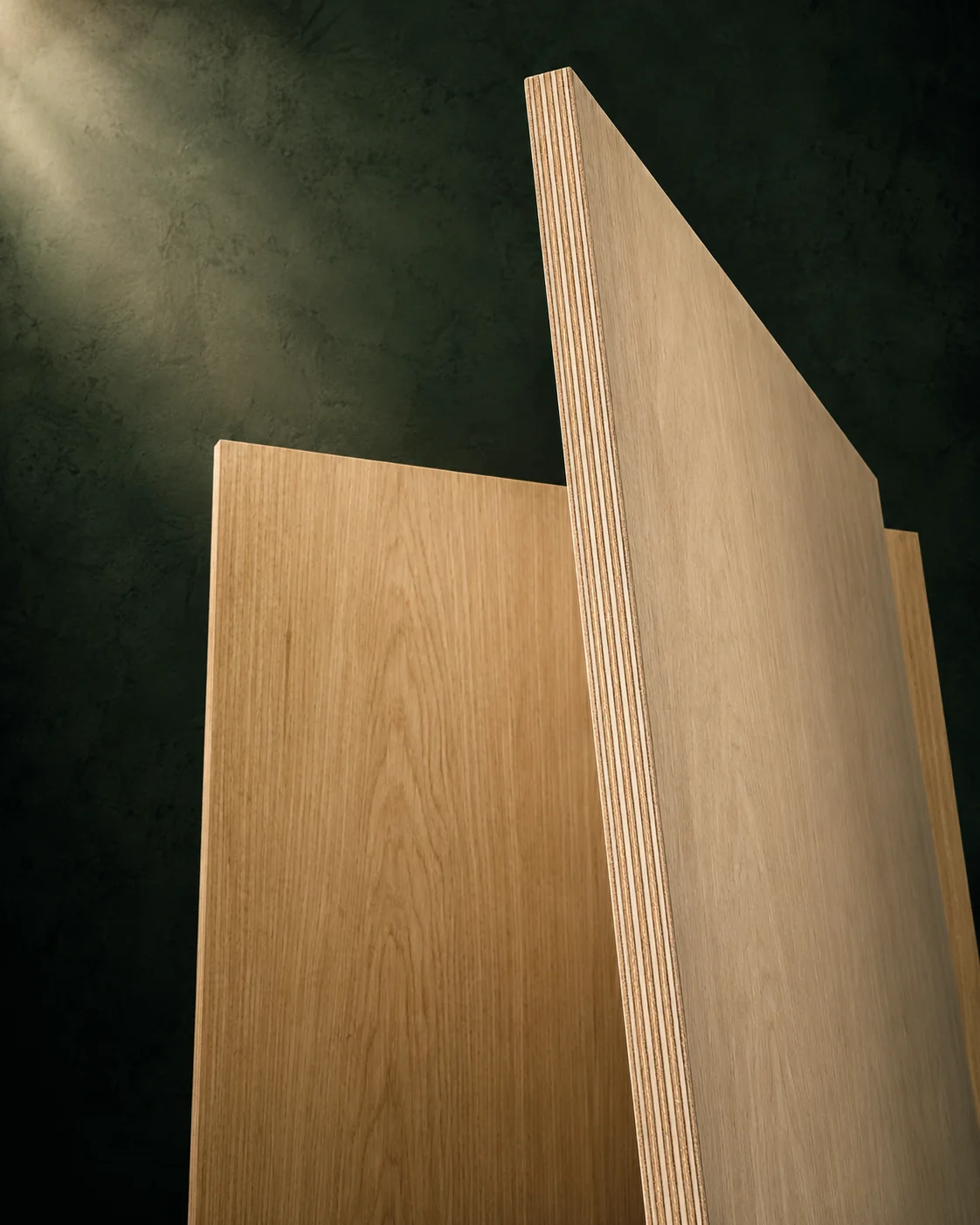 Cạnh tấm plywood cho thấy cấu trúc nhiều lớp veneer